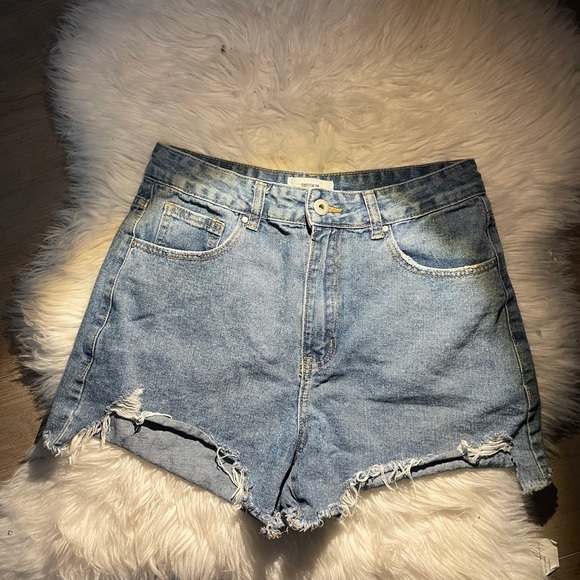 Cotton On Blue Denim Shorts Size 6 - Picture 1 of 3